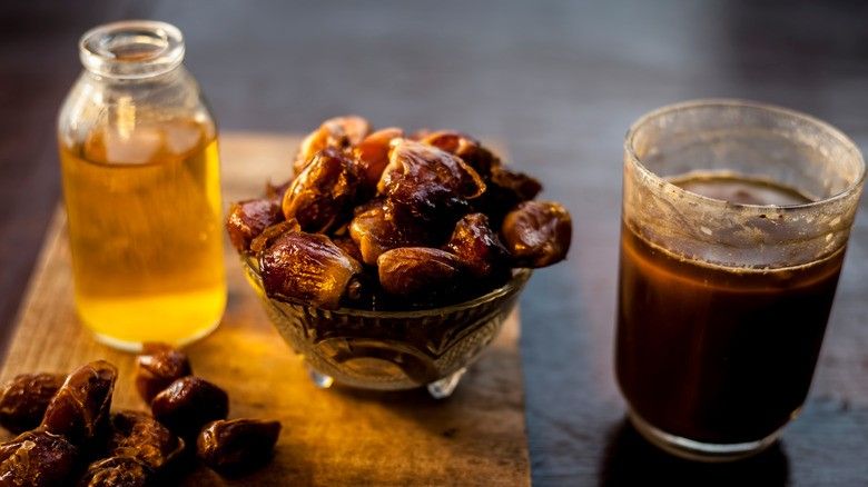 تصویر 4 از سرکه خرما چاشنی متفاوت برای طعم دهی به غذا ها